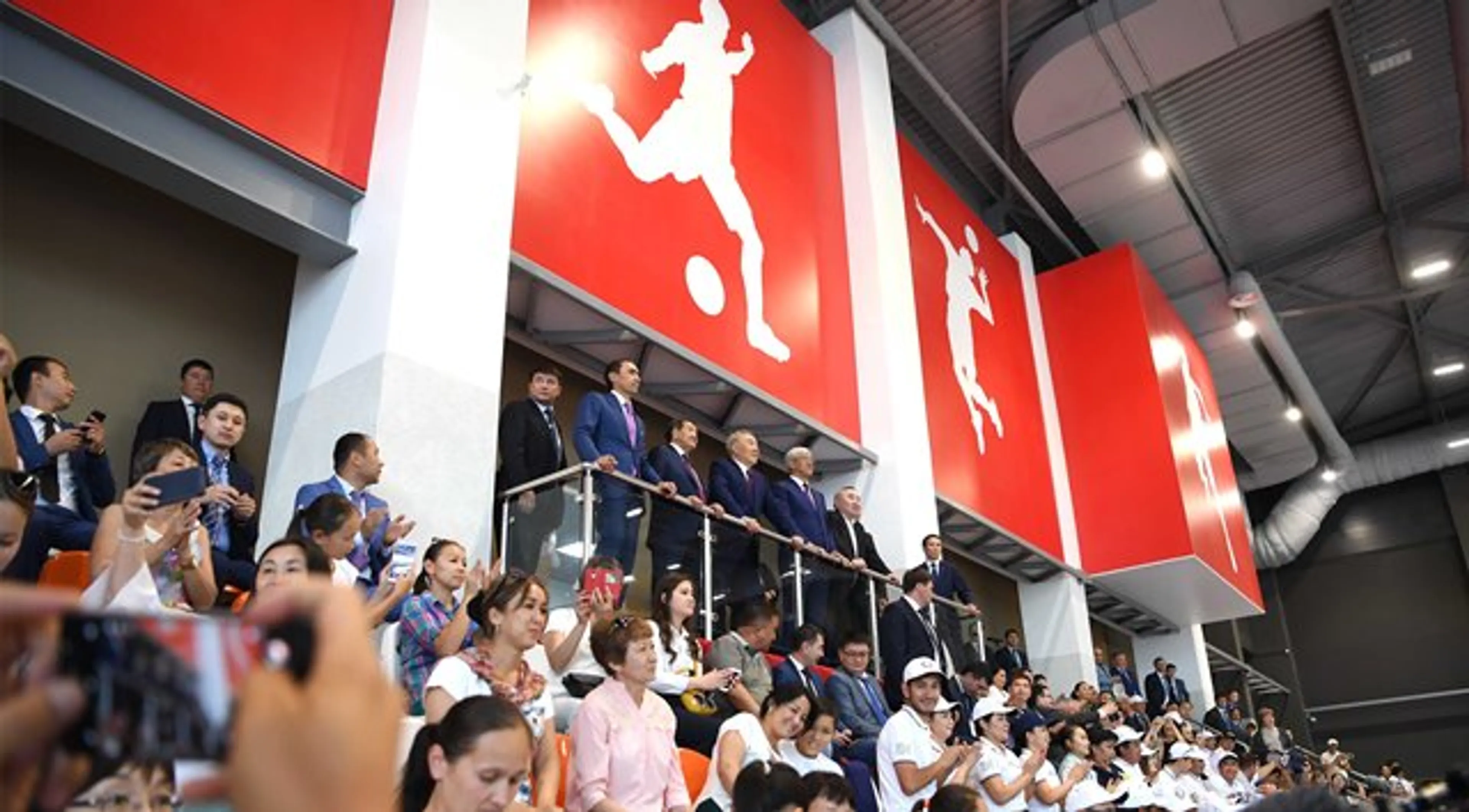 Капитал - Начал работать спорткомплекс «Үшқоңыр»