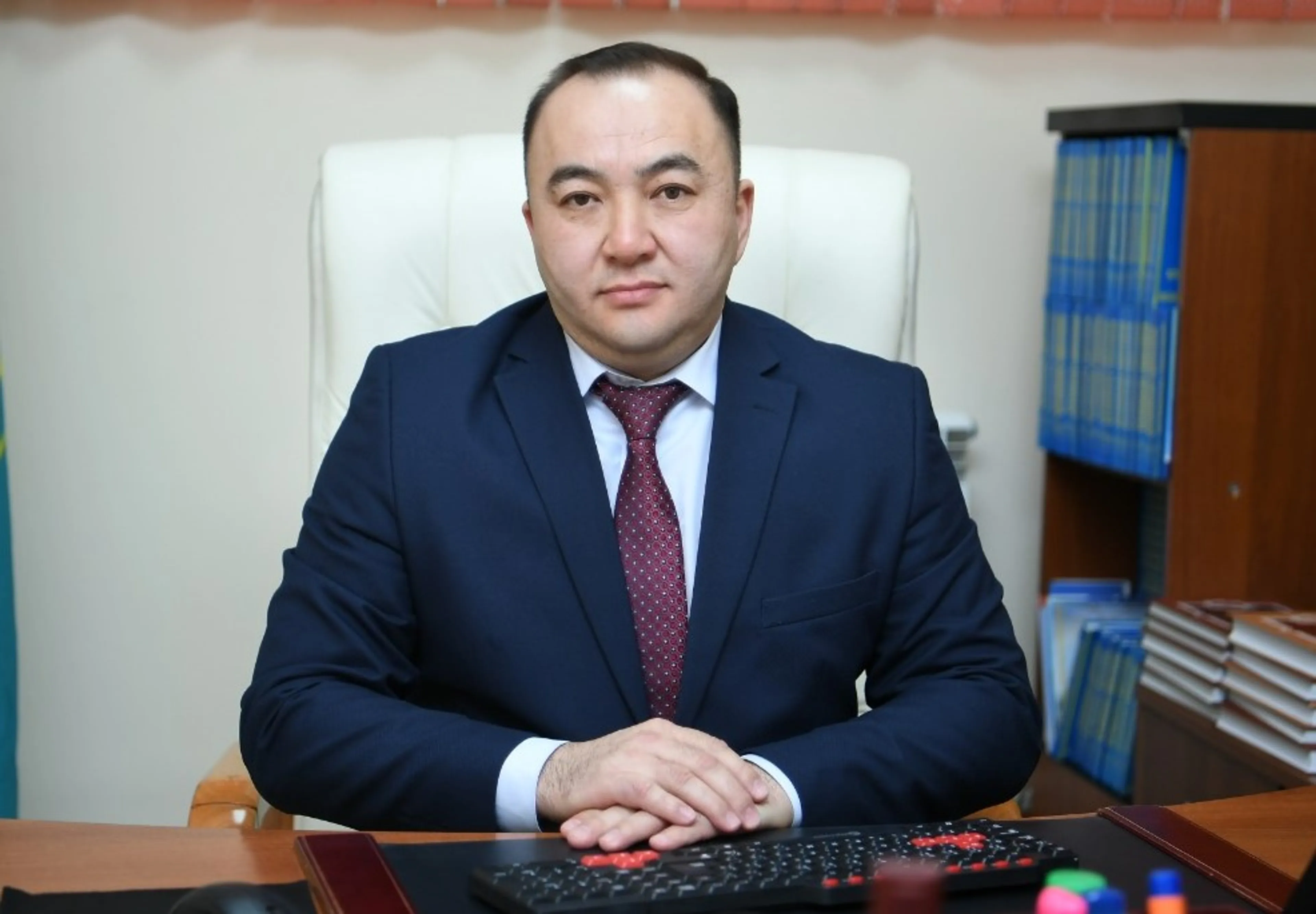 Капитал - Назначен глава управления культуры и развития языков Туркестанской области