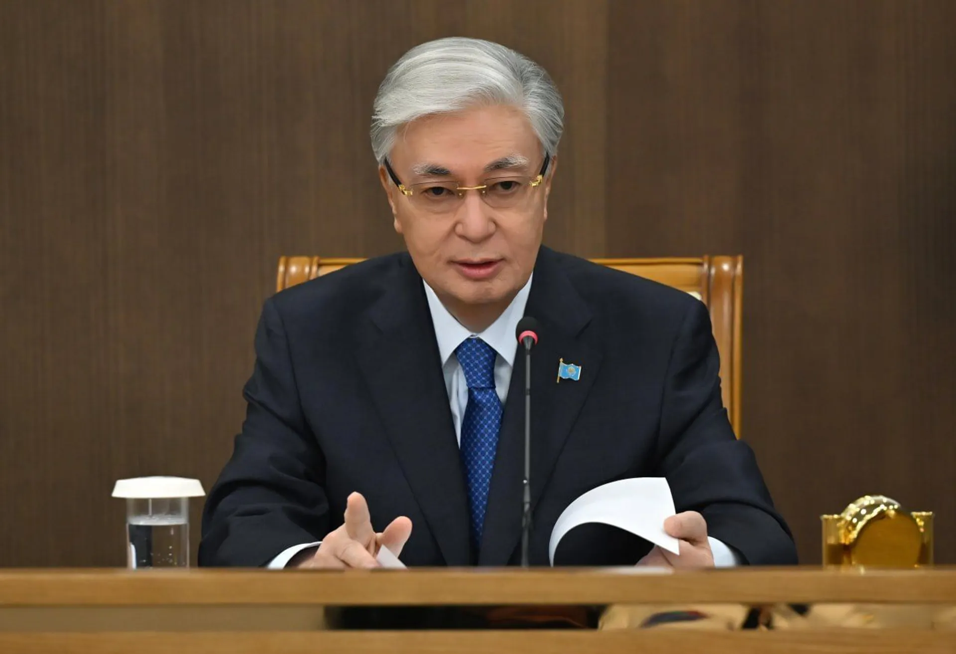 Капитал - Президент предложил дополнительно ввести три генеральские должности в АФМ