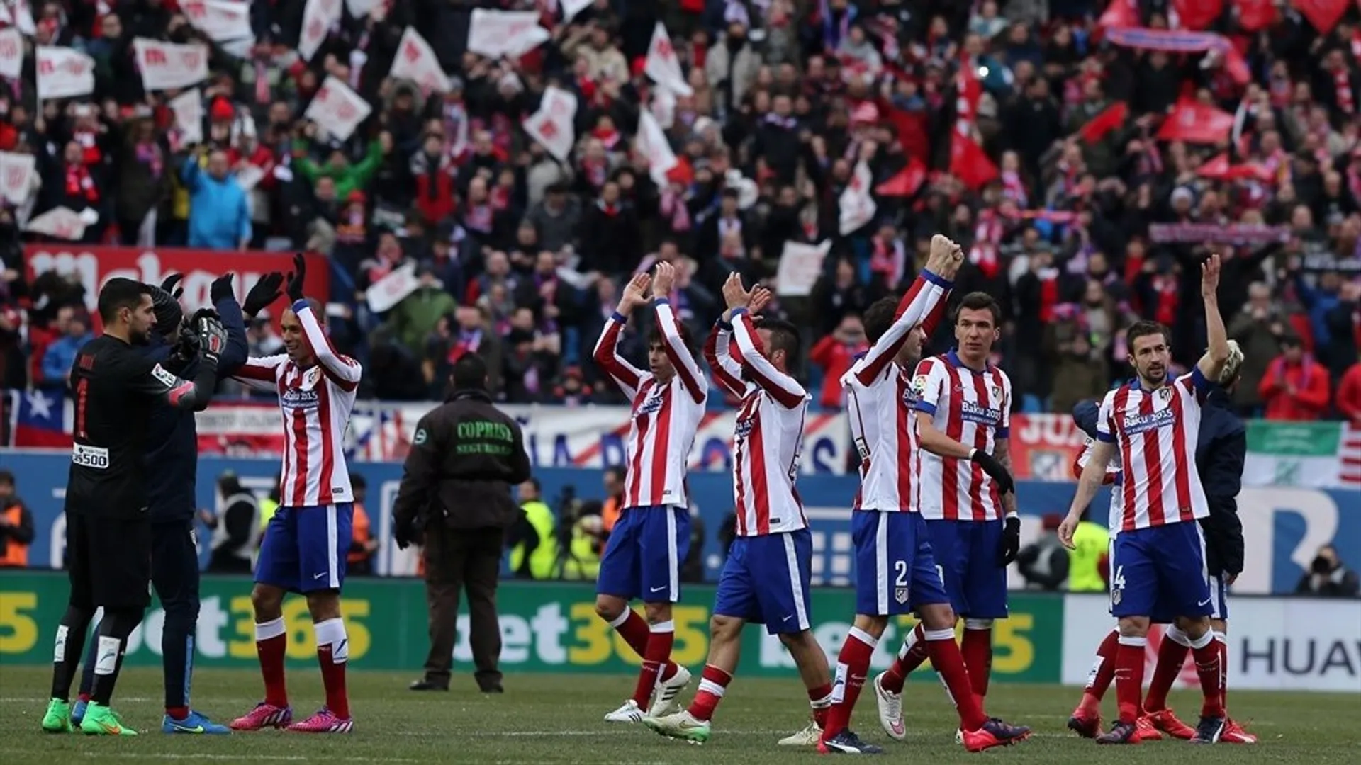 Капитал - Футбольный уикенд в Европе прошел под знаком дерби