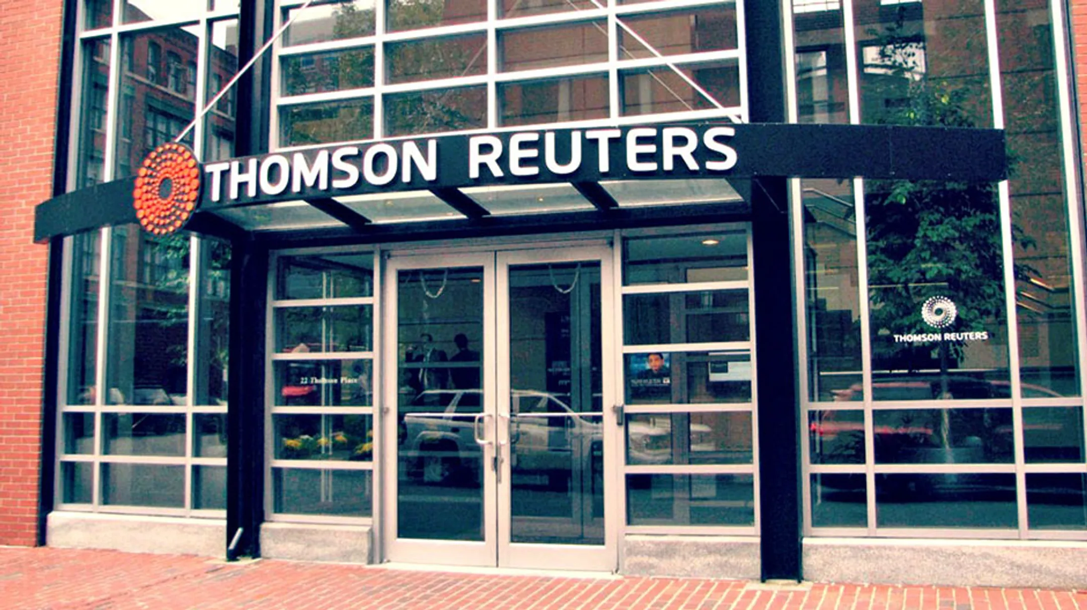 Thomson Reuters уволит 12% сотрудников - Image Kapital.kz