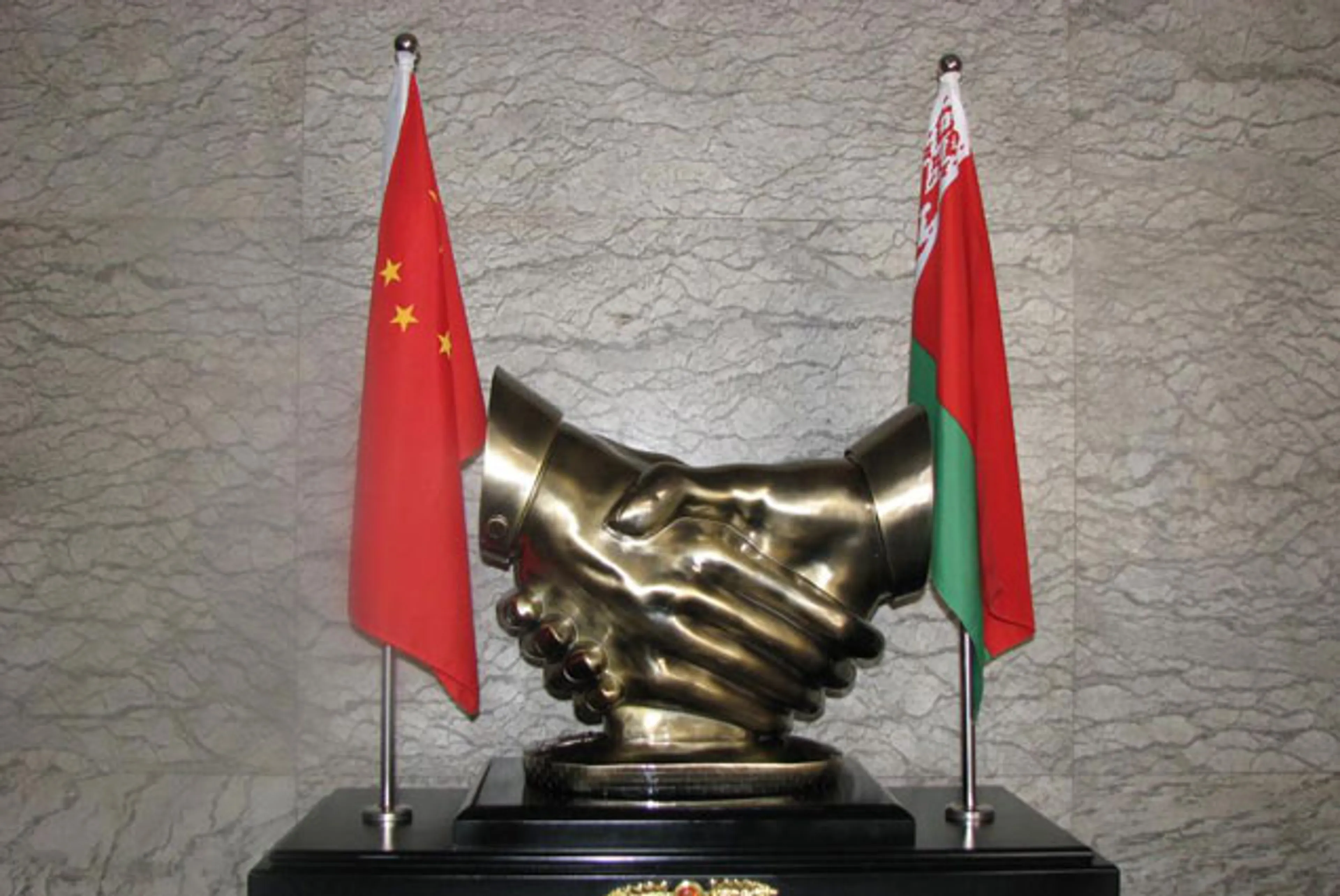 Капитал - Лукашенко пригласил в Беларусь китайские банки