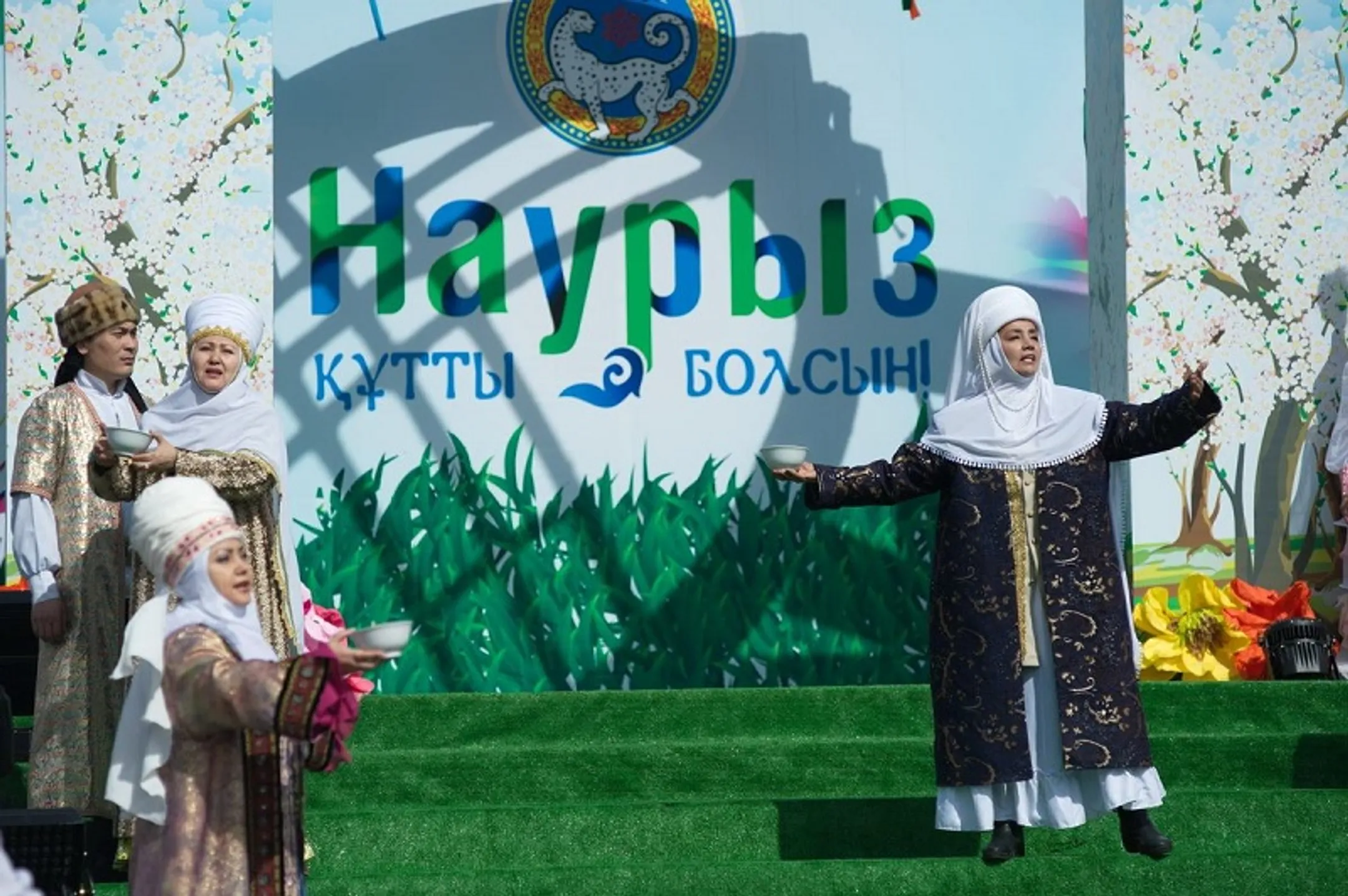 Полтонны бесплатных баурсаков и наурыз-коже приготовили для алматинцев - Image Kapital.kz