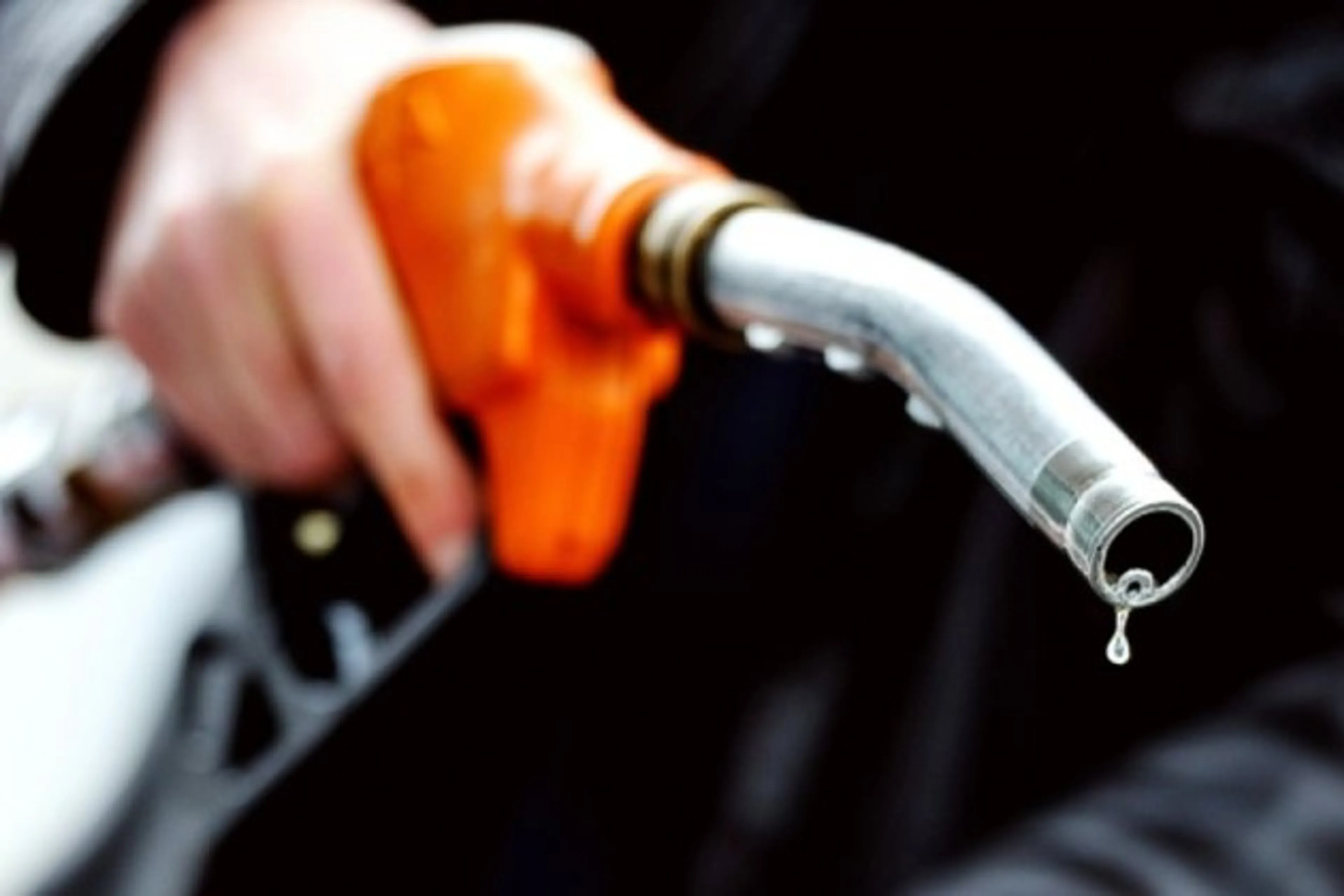 Капитал - Нефтебазы и АЗС по всей стране не готовы к оснащению контрольными приборами