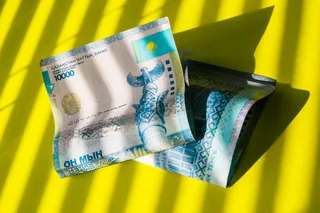 Капитал - Дневные торги: 379,7 тенге за доллар