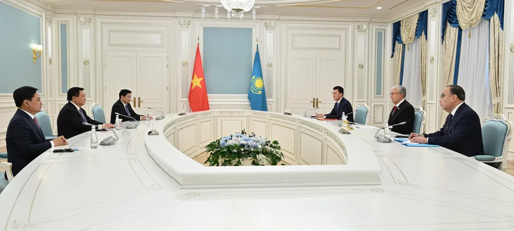 Капитал - Глава государства пригласил президента Вьетнама посетить Казахстан