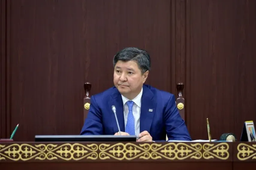 Капитал - Жакип Асанов освобожден от должности председателя Верховного суда