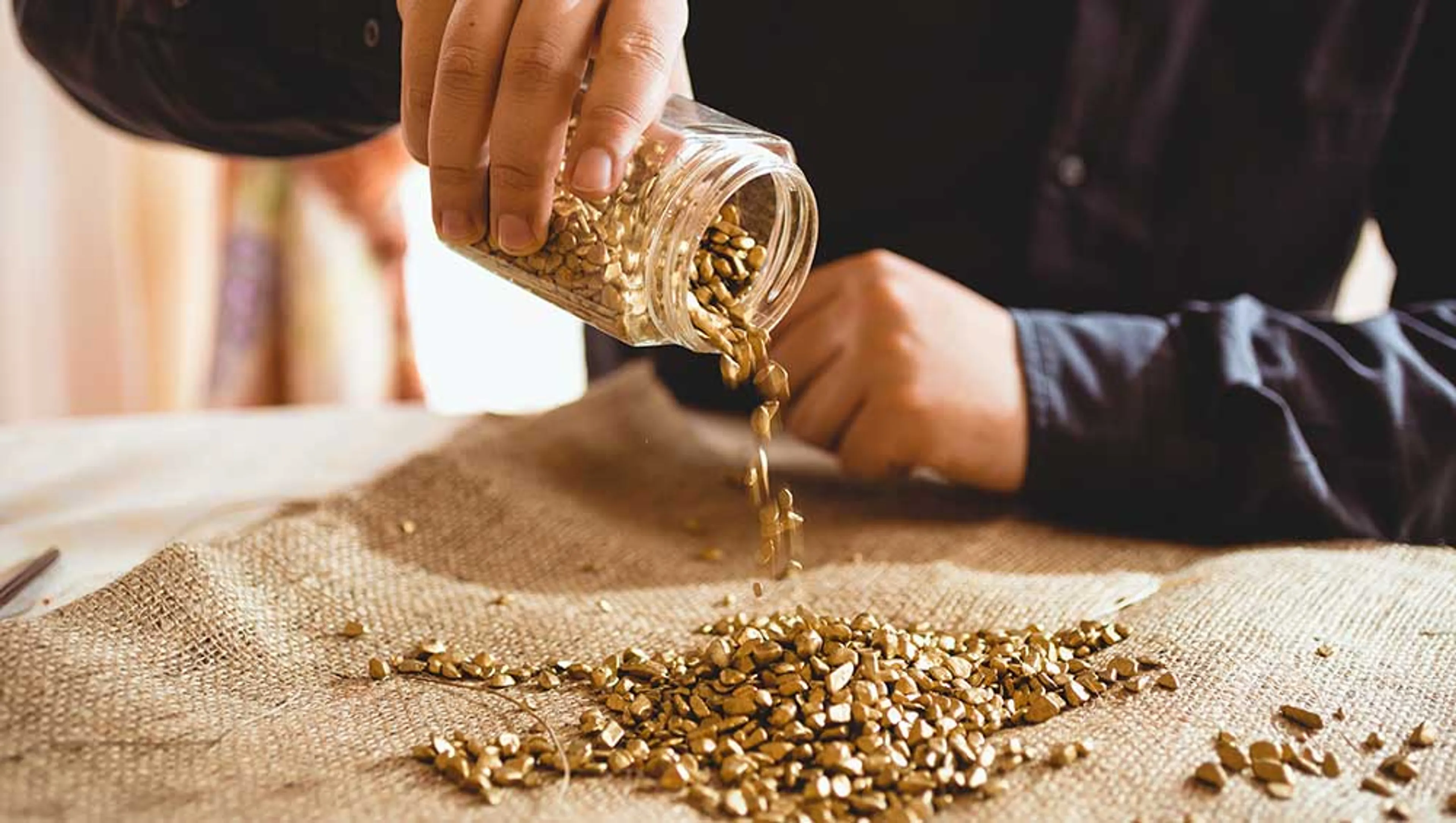 Капитал - Аффинажные заводы к 2020 году смогут перерабатывать до 90 тонн золота