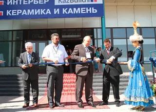 Капитал - Строем на стройку!