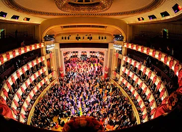 Венская опера начнет трансляции спектаклей через интернет