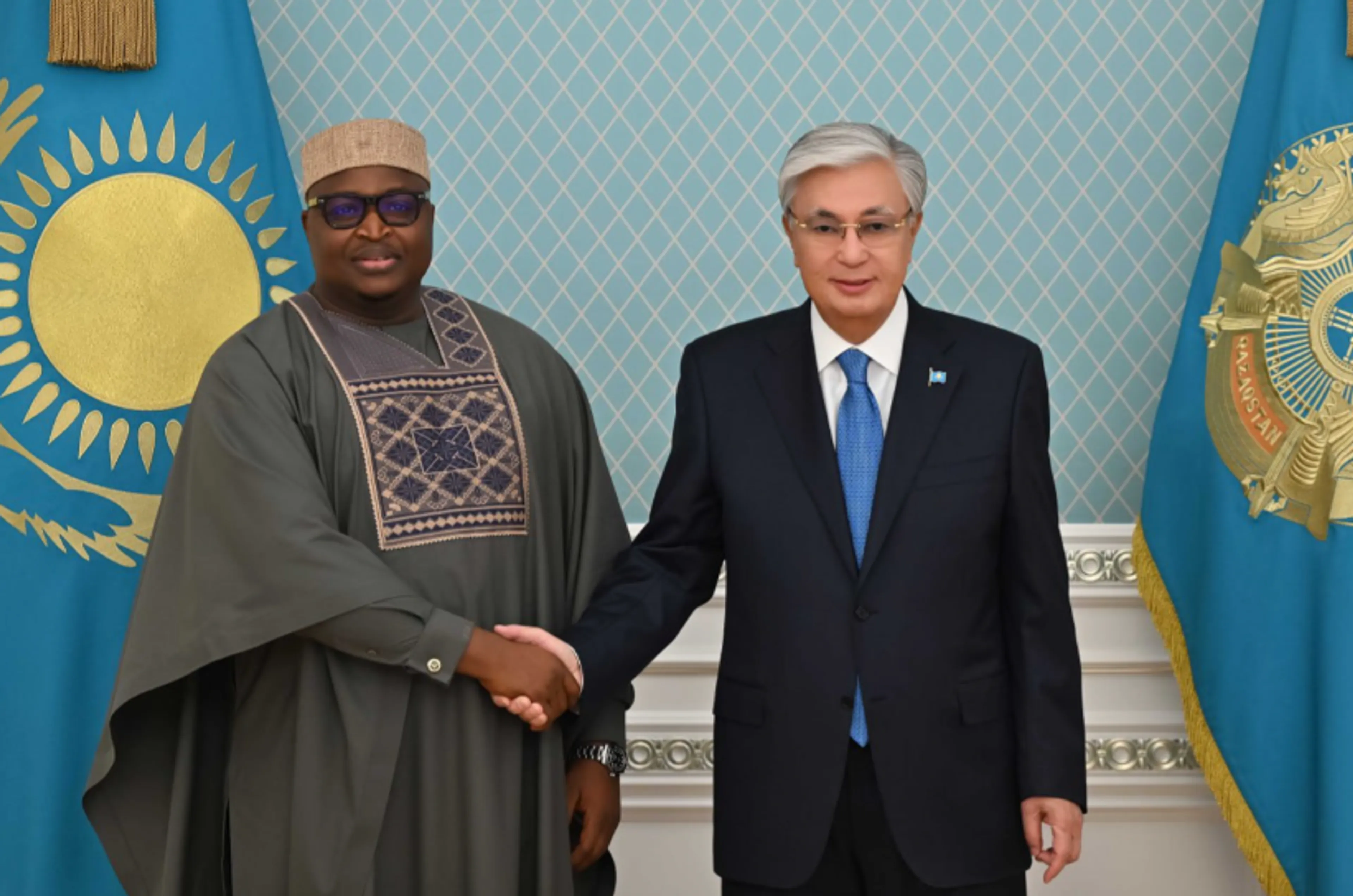 Капитал - Глава государства принял специального посланника президента Сьерра-Леоне