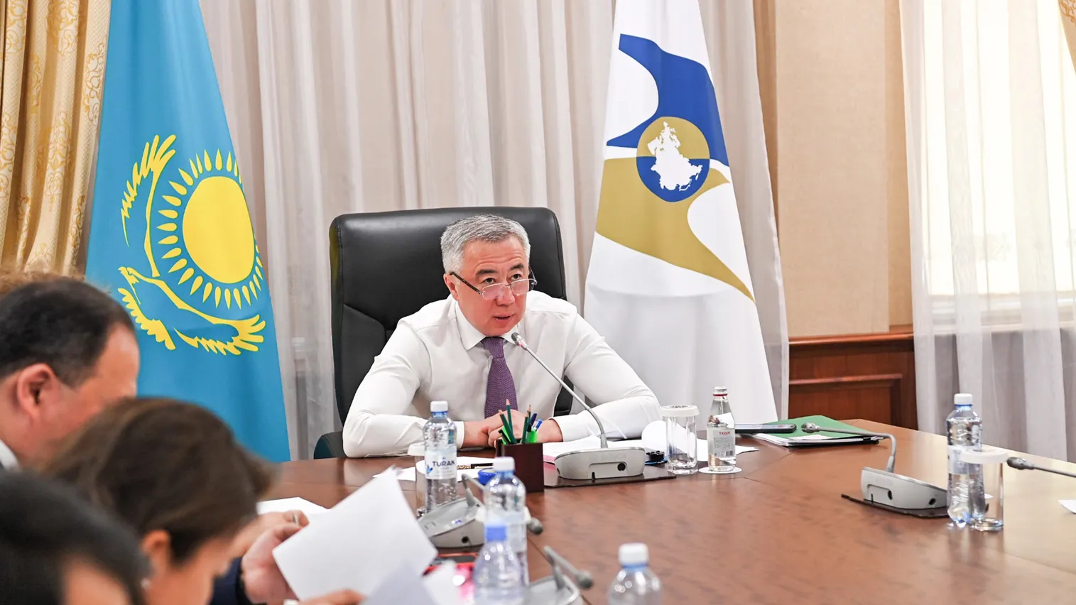 Перечень товаров для госзакупок в ЕАЭС расширили на 8 позиций - фото kapital.kz