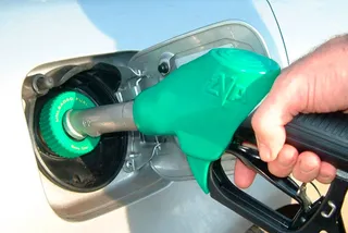 Капитал - Иран готовится увеличить импорт бензина