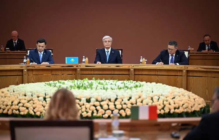 Казахстан предлагает Италии кооперацию по разработке редкоземельных металлов  