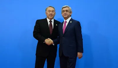 Нурсултан Назарбаев поздравил Сержа Саргсяна