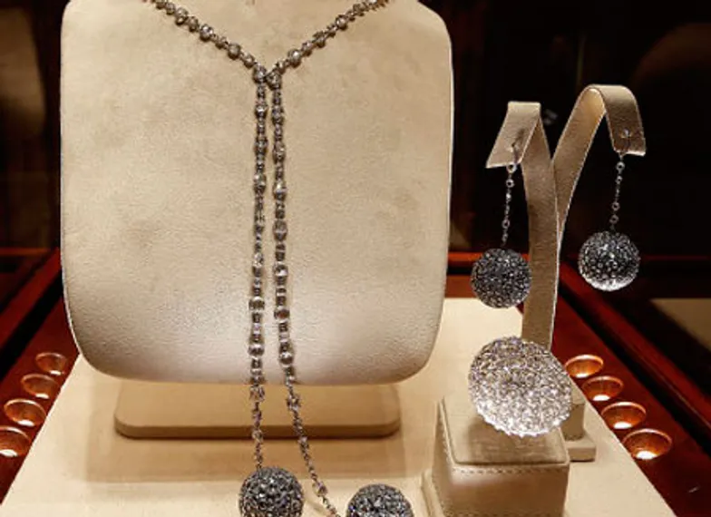 Капитал - У звезд каннского фестиваля украли все драгоценности