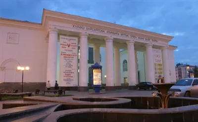 В Астане закрывают театр оперы и балета имени Байсеитовой