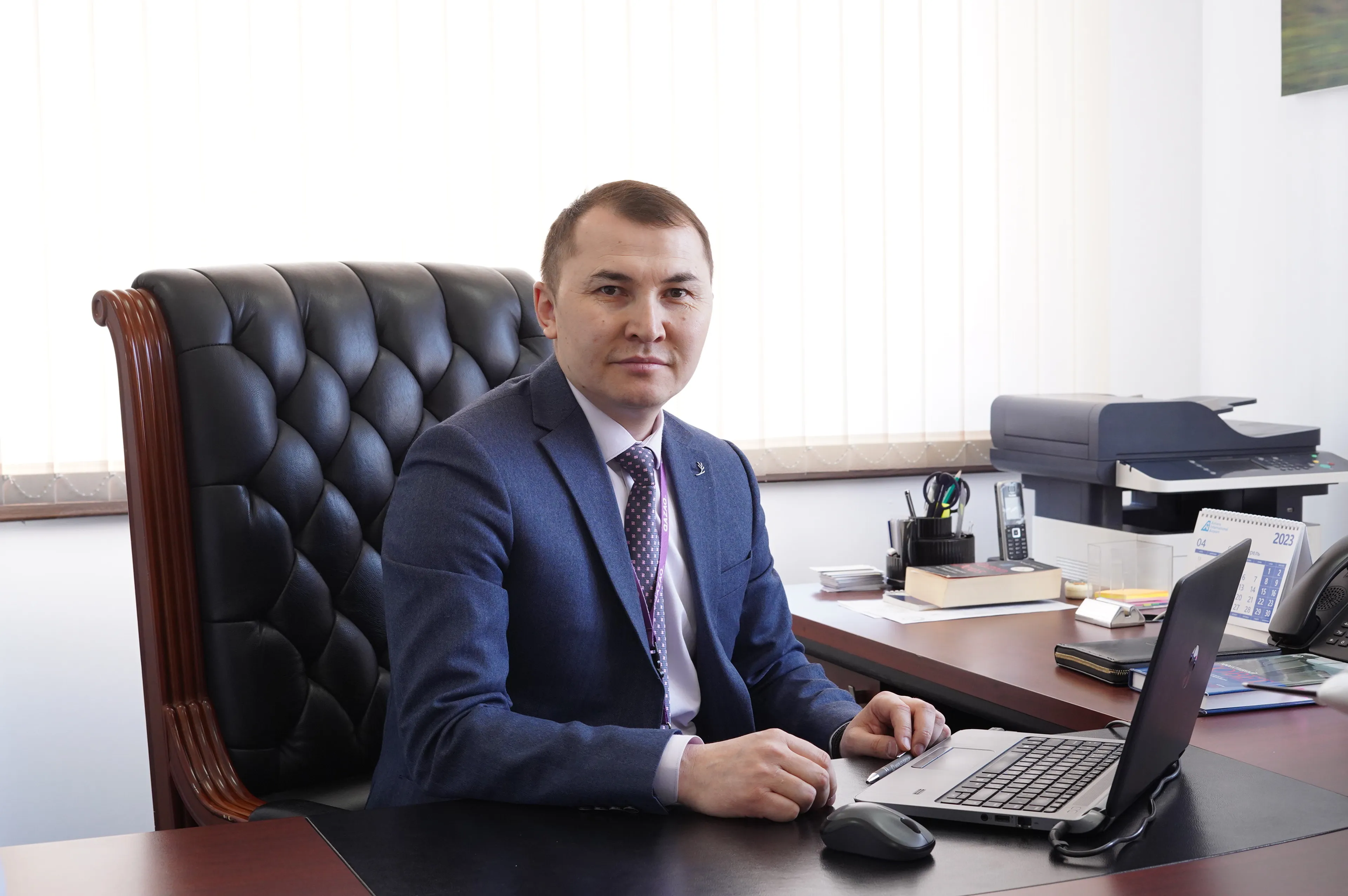 Капитал - Уволился глава Qazaq Air Еркін Наурызбаев