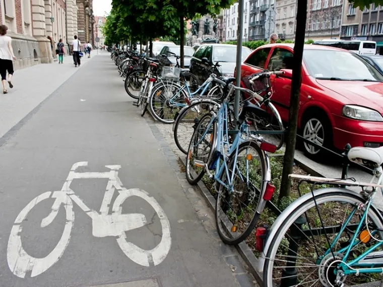 Капитал - Автомобили сдают позиции в Европе