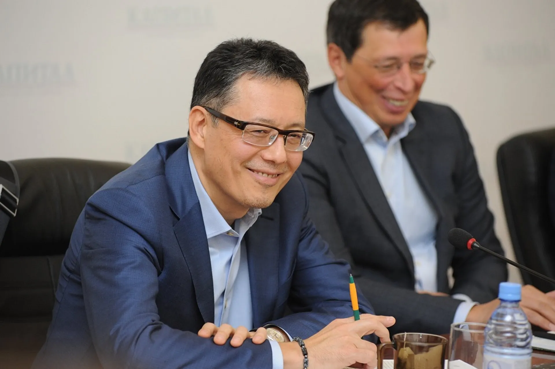 Капитал - Что посоветовали Данияру Акишеву экс-главы Нацбанка?