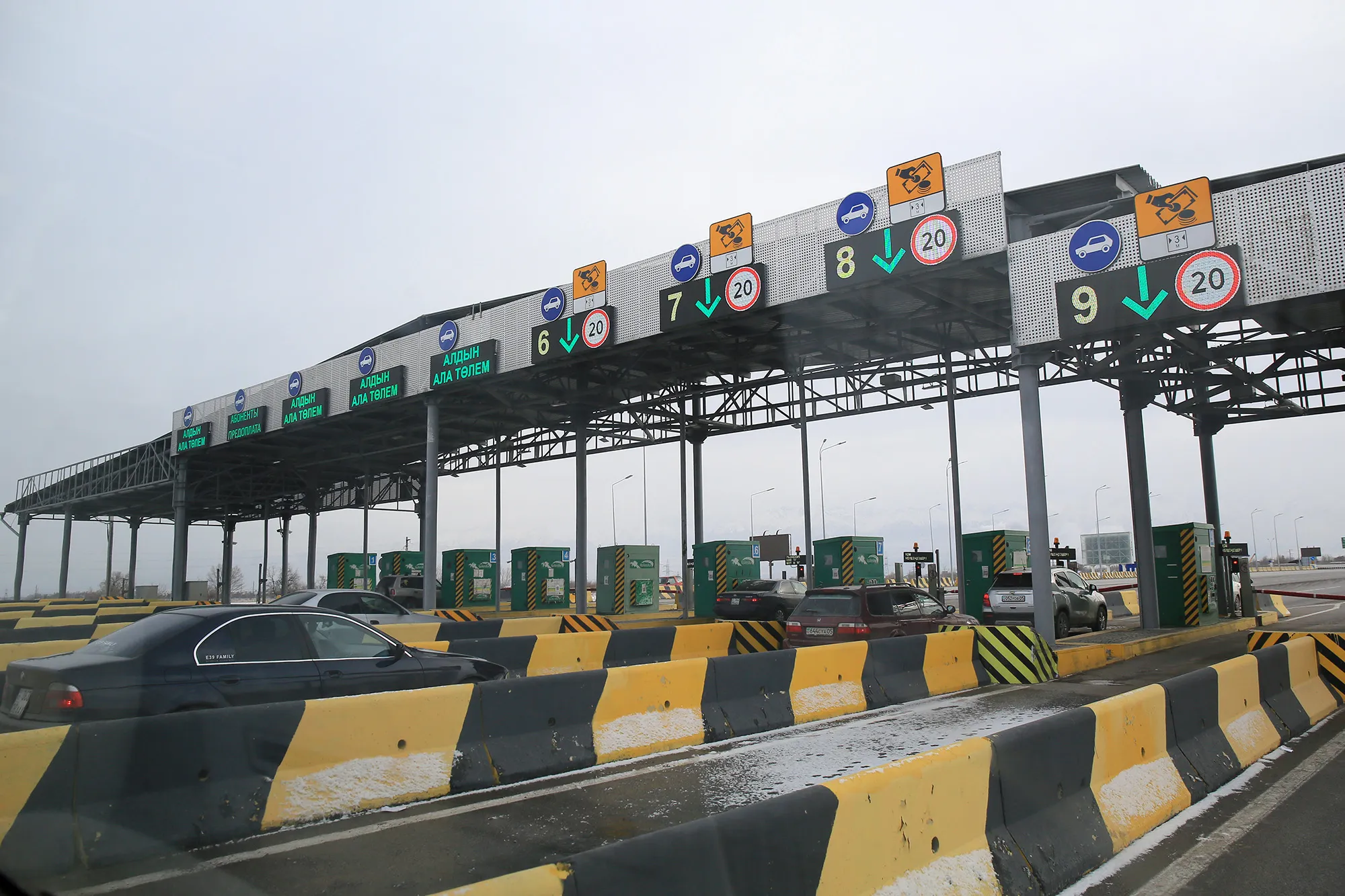 С 22 февраля еще два участка дорог станут платными