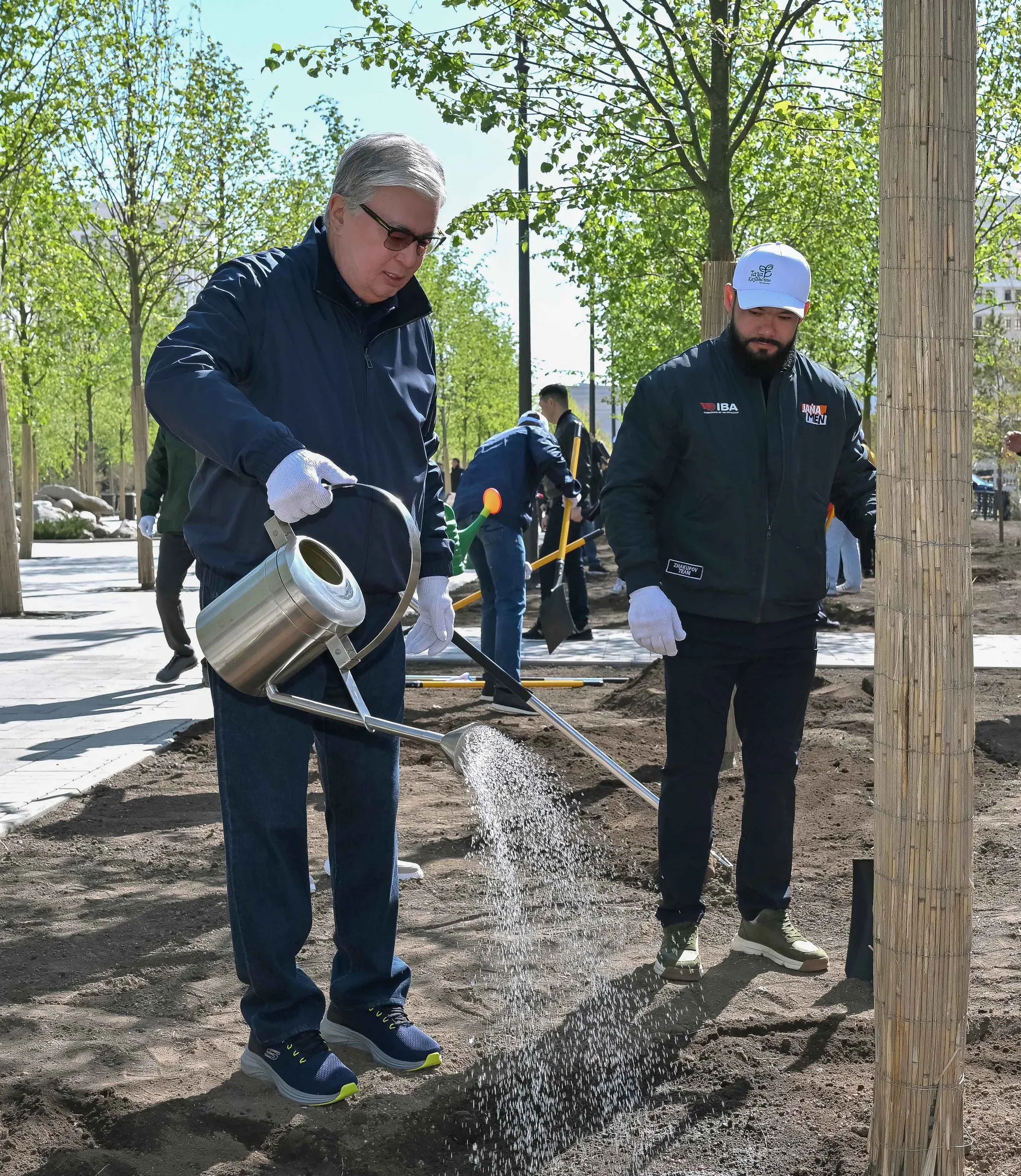 Президент принял участие в городском субботнике - Image Kapital.kz