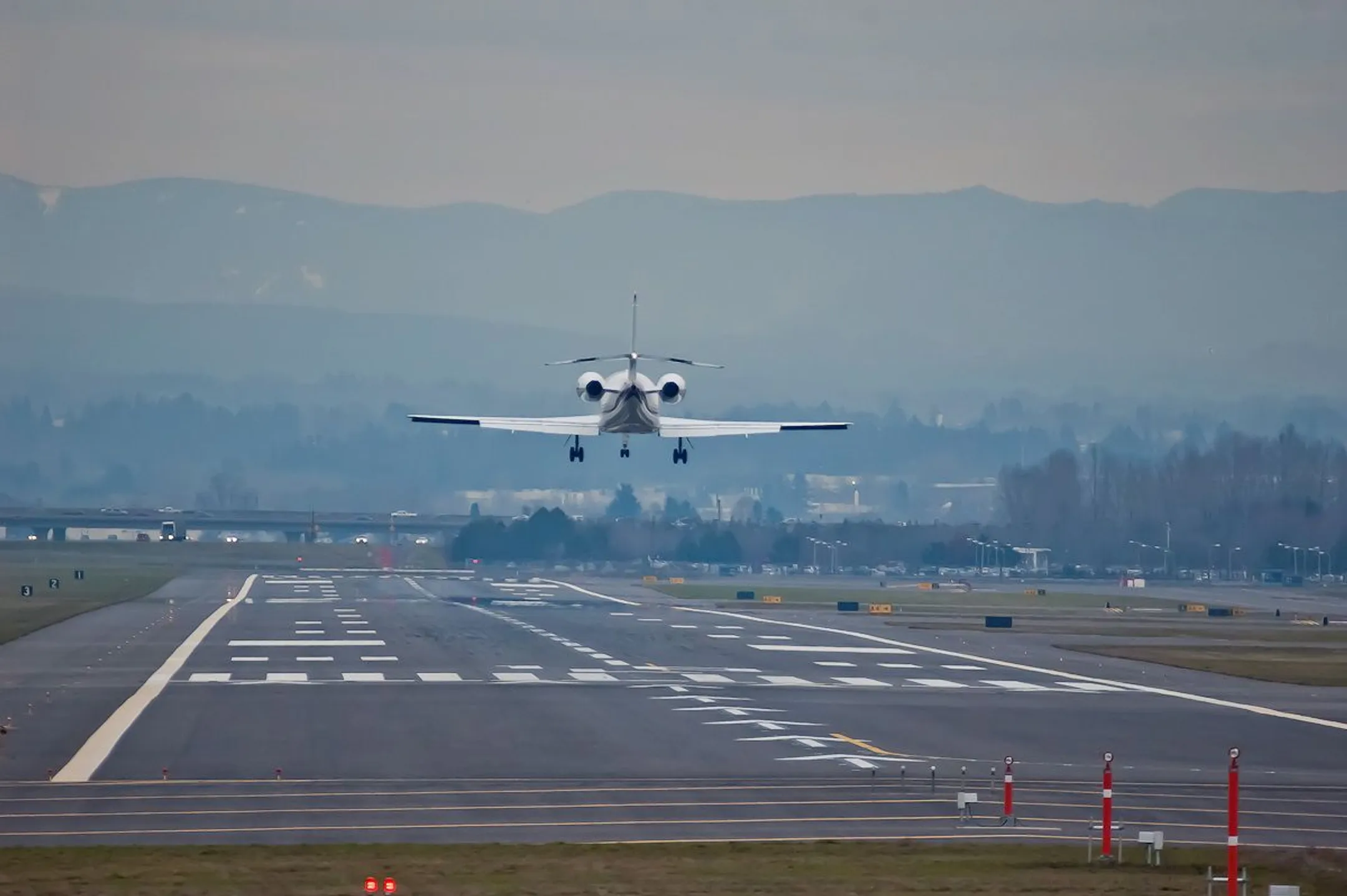 Аэропорт Уральска закроется на полтора месяца - Image Kapital.kz