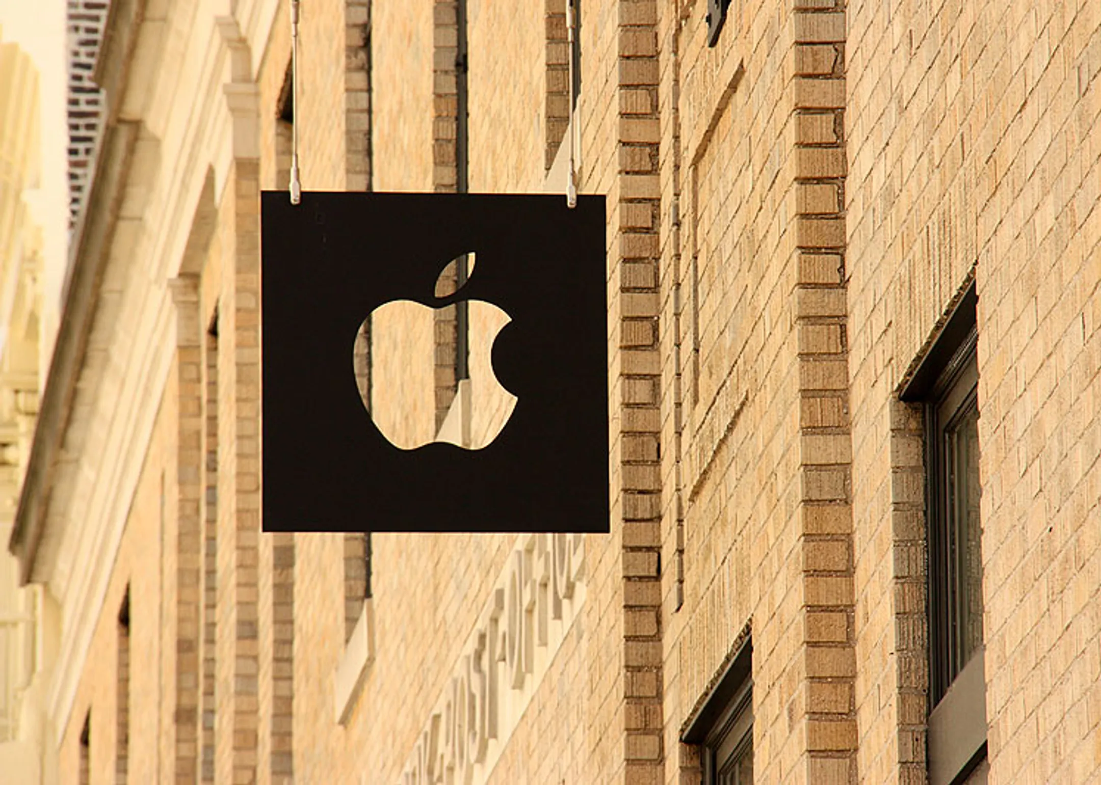 В Goldman Sachs спрогнозировали падение акций Apple - Image Kapital.kz