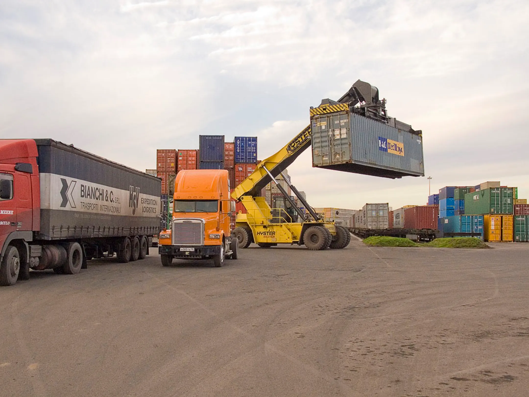 Атамекен за сокращение срока таможенного контроля - Image Kapital.kz