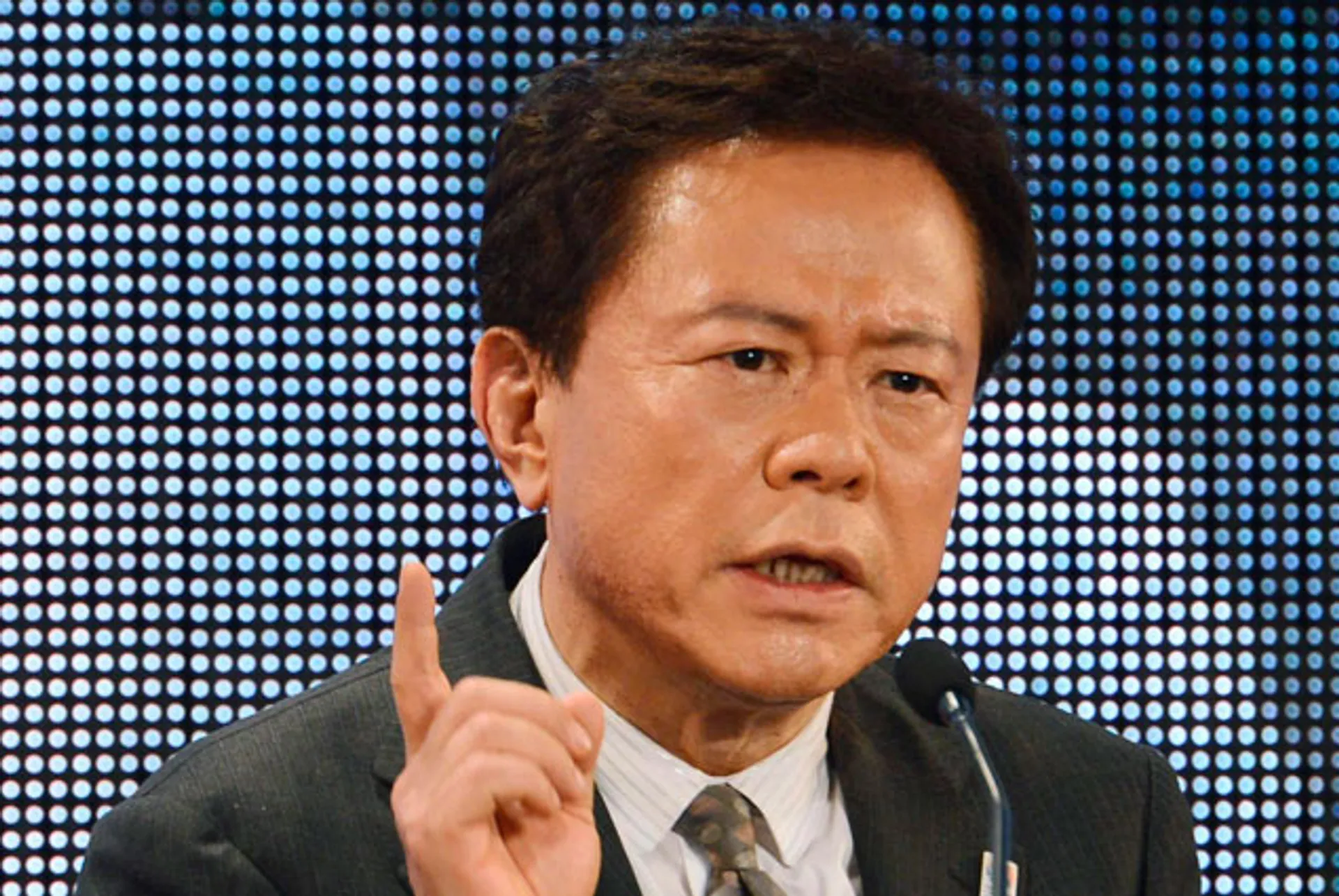 Капитал - Губернатор Токио ушел в отставку из-за коррупционного скандала