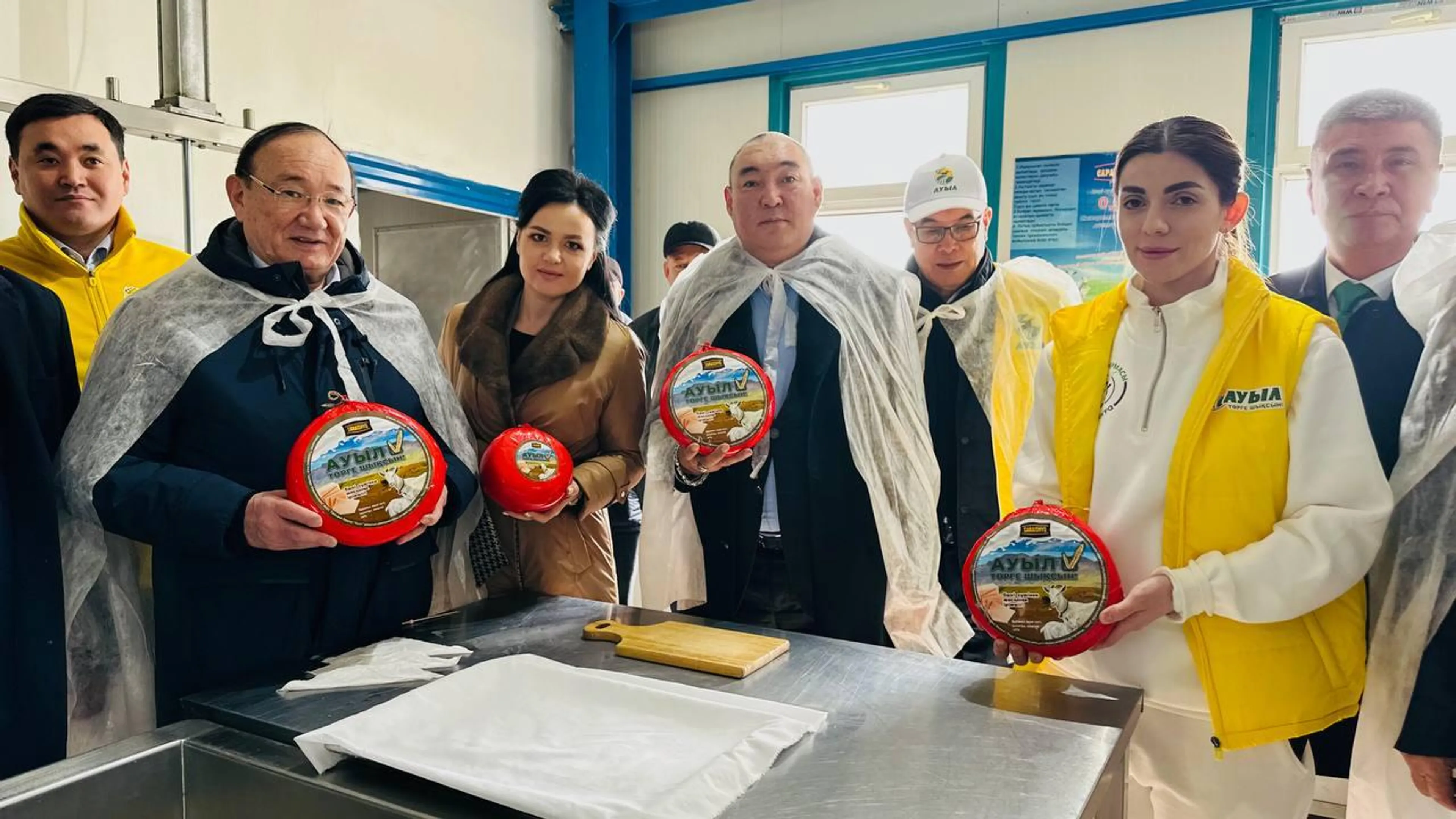 Капитал - В Атырау выпустили новый вид сыра «Ауыл төрге шықсын»