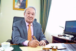 Капитал - Скончался президент КазГЮУ Максут Нарикбаев