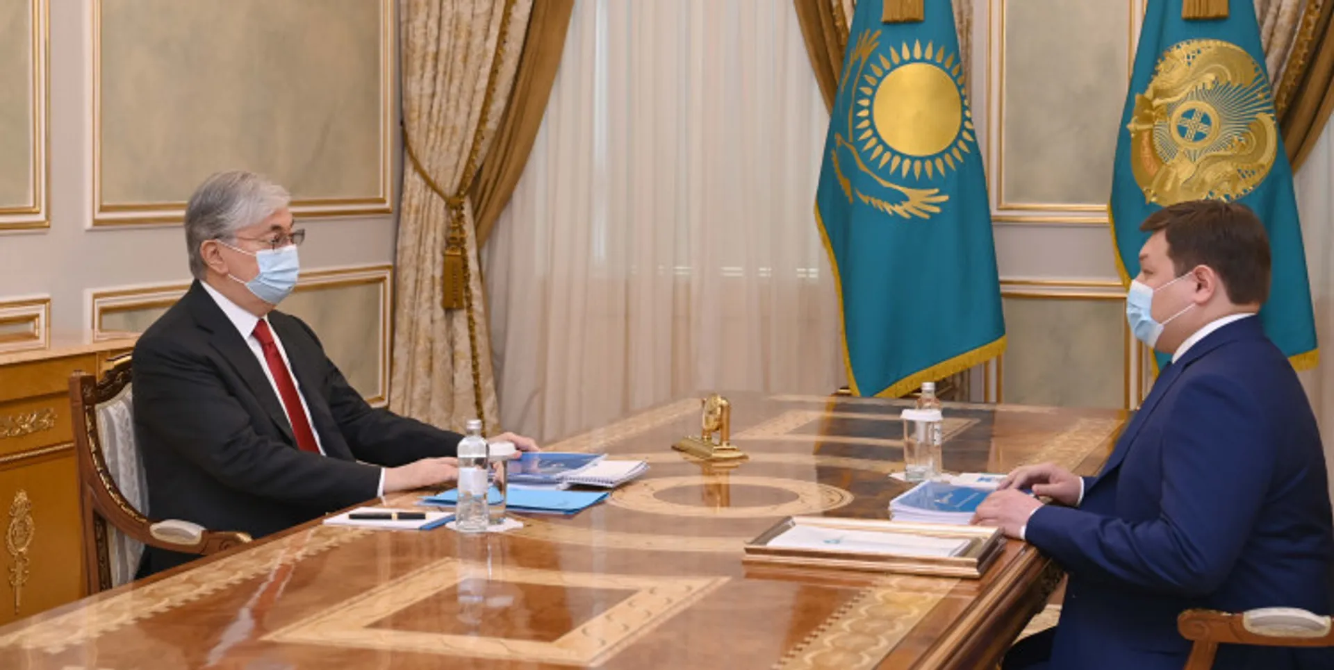 Капитал - Повысить эффективность депутатов Amanat в регионах поручил президент