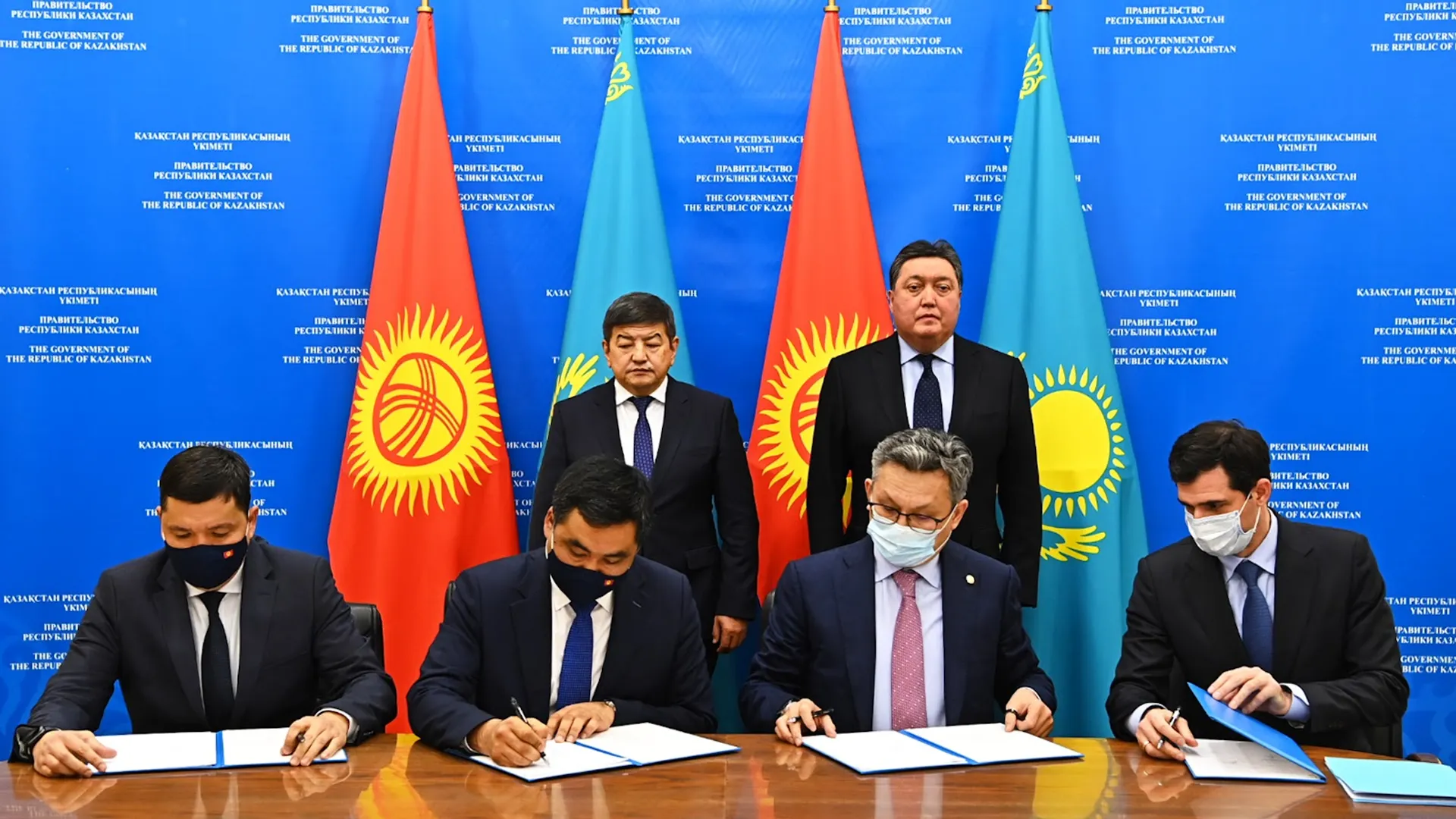 Капитал - Казахстан поставит тысячу автобусов в Кыргызстан