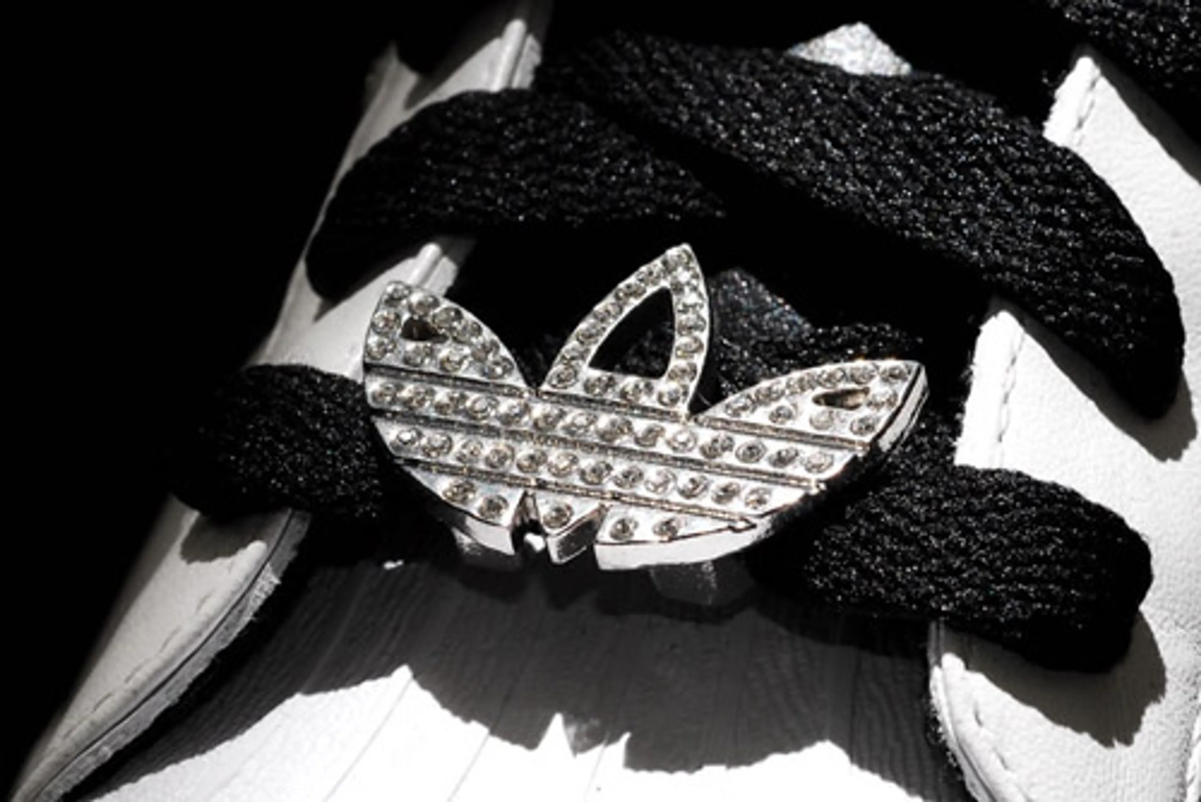 Капитал - Увеличить продажи на 44% намерен Adidas в РК