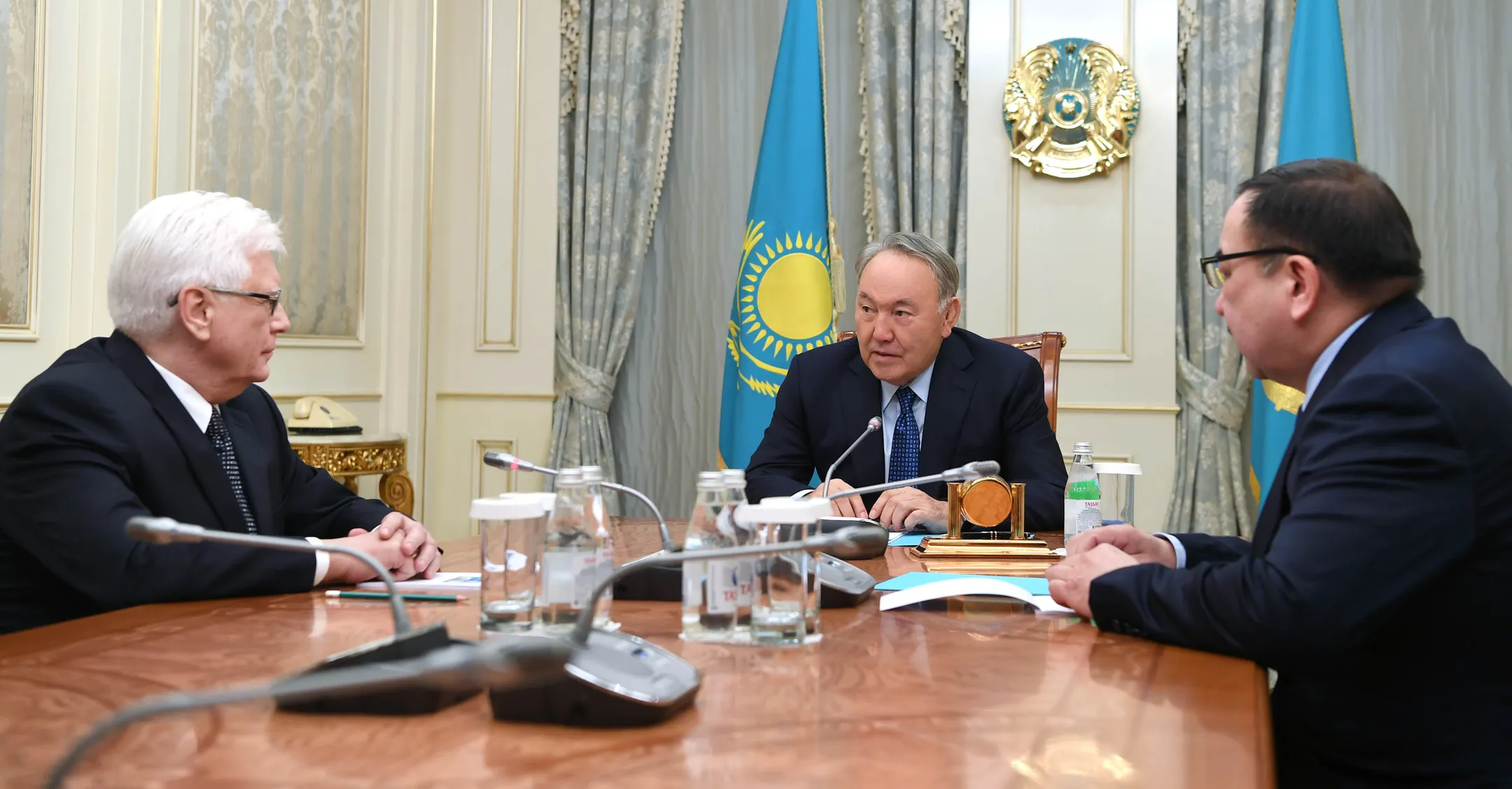 Президент наградил посла России орденом «Достық» - Image Kapital.kz