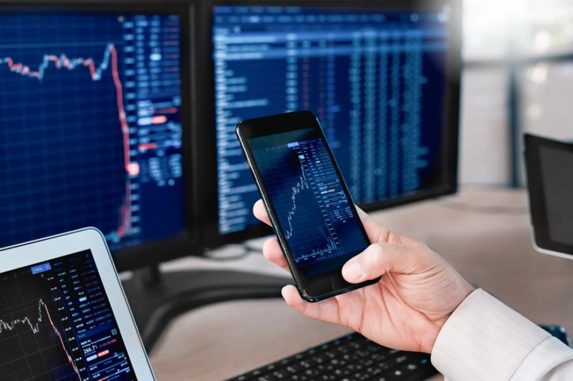 Капитал - Количество брокерских счетов за год выросло в четыре раза