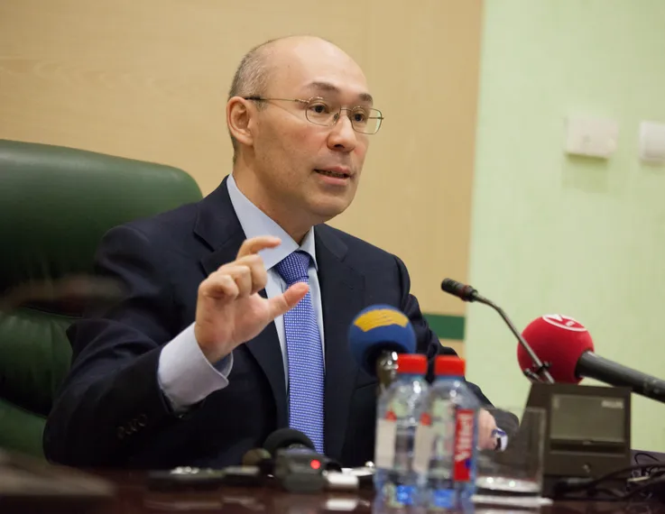 Капитал - Келимбетов пригрозил обменным пунктам