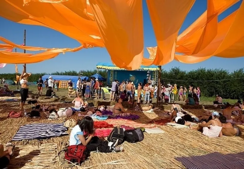 Капитал - Пофестивалим!