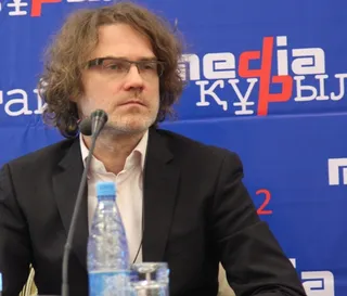 Капитал - Большие фотоснимки и минимум новостей