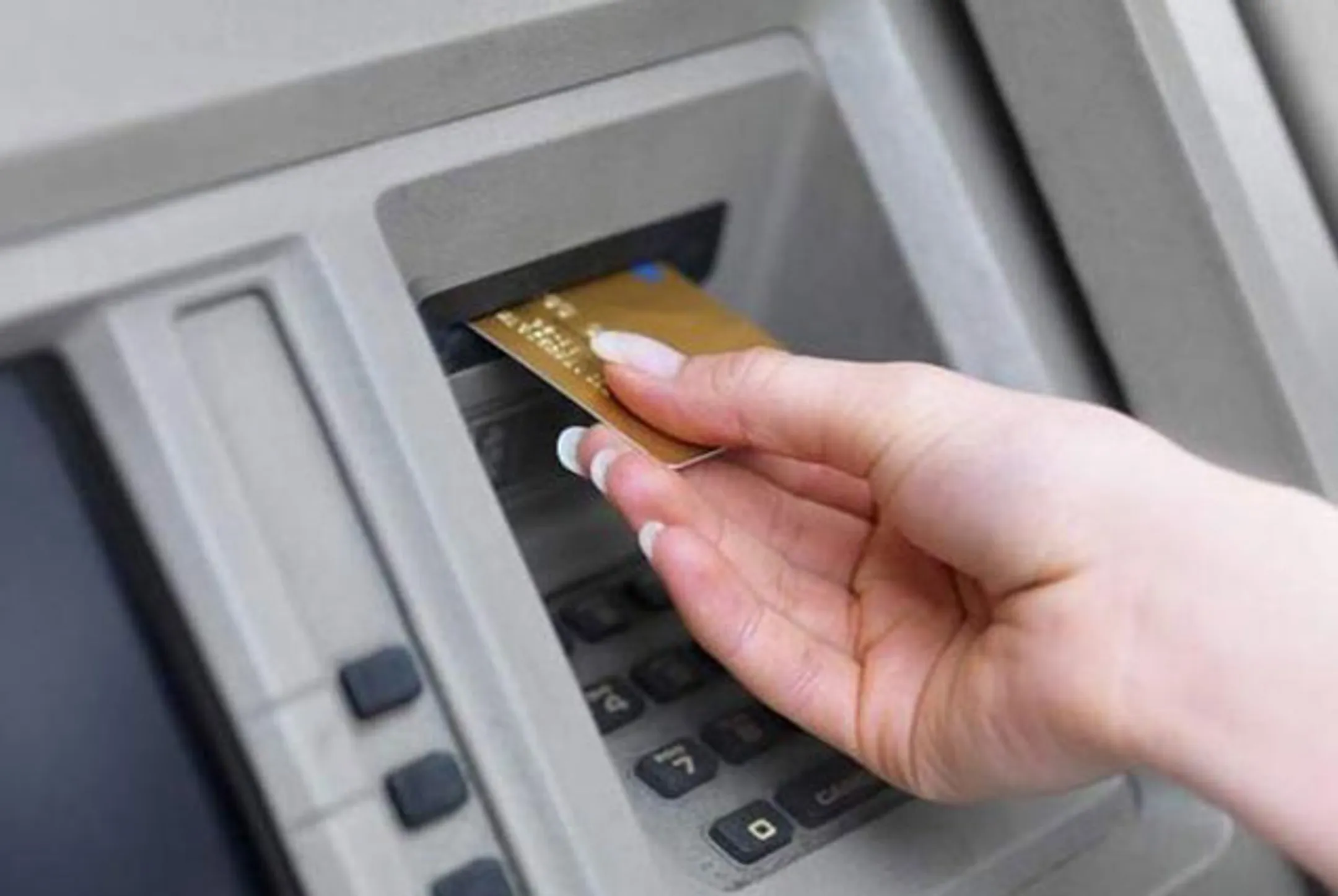 Visa и MasterCard представлены в банкоматах трех банков - Image Kapital.kz