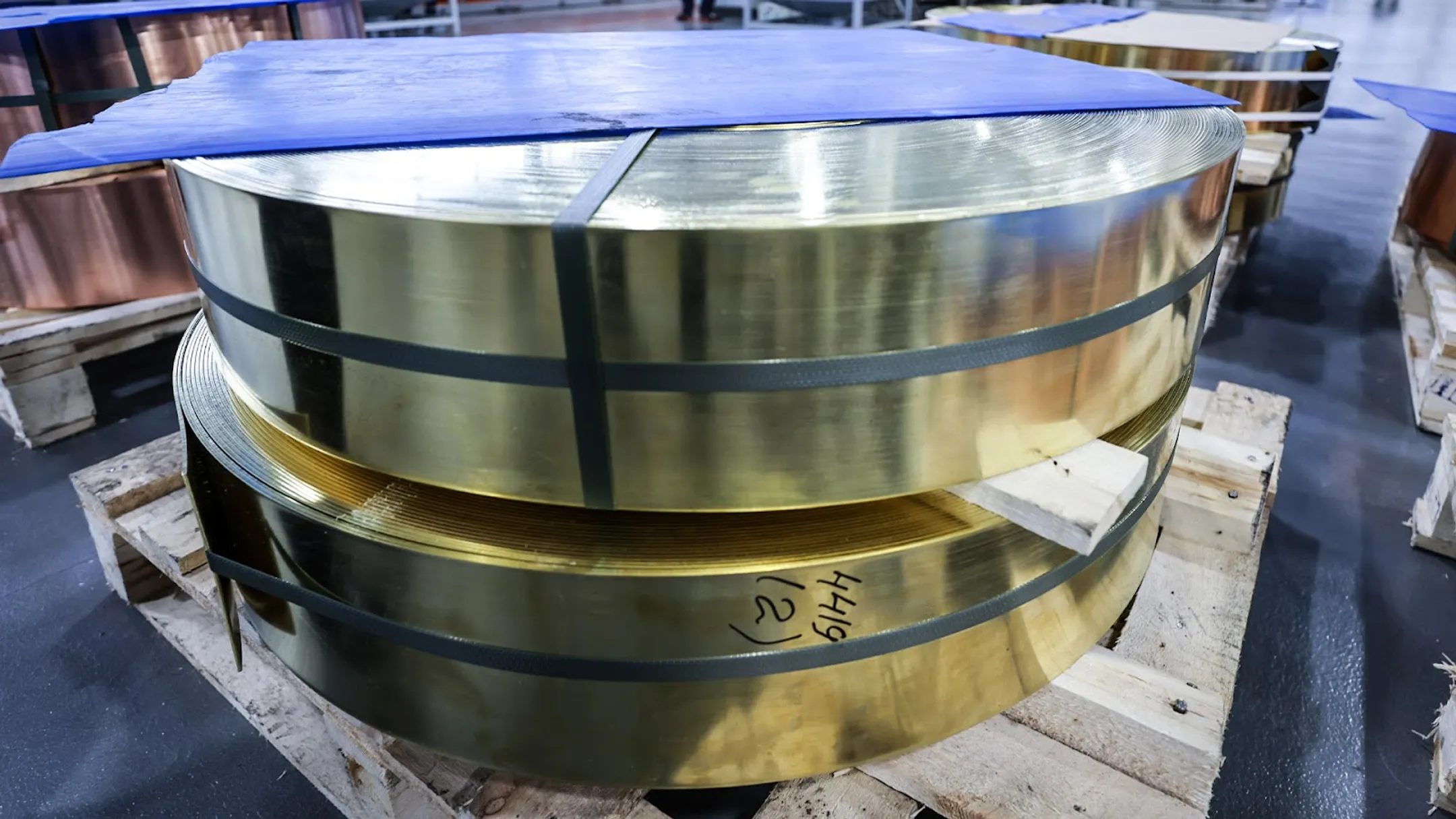 Олжас Бектенов посетил промышленные предприятия Карагандинской области - Image Kapital.kz