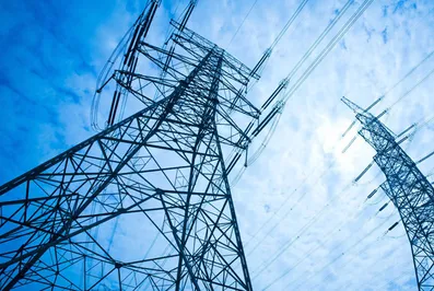 Мировые инвестиции в энергетику снизились на $200 млрд