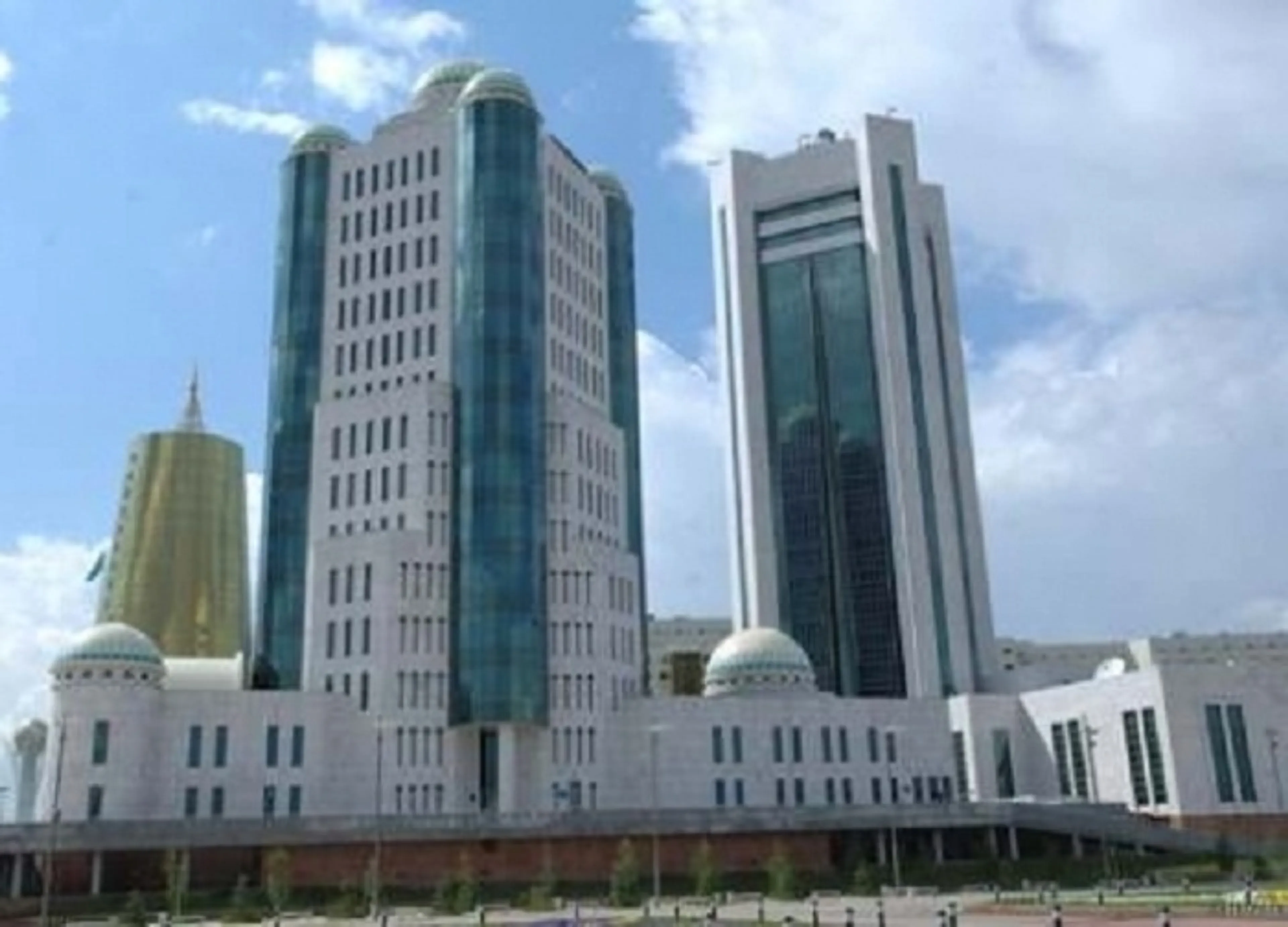 Капитал - Парламент утвердил отчет правительства по бюджету