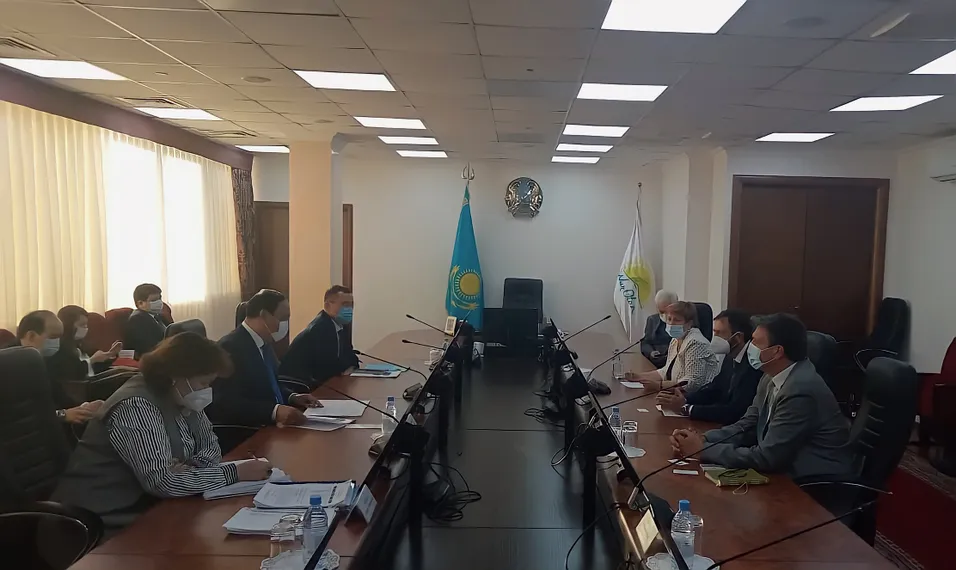 Капитал - Министр сельского хозяйства РК встретился с представителями Всемирного банка