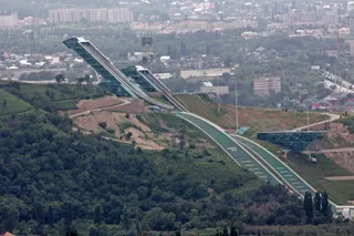 Капитал - В Алматы ко Дню Победы открылись 3 новых лыжных трамплина