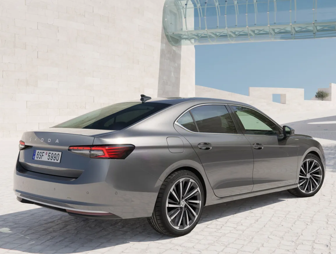 Первый седан Zeekr и новый Superb - фото kapital.kz