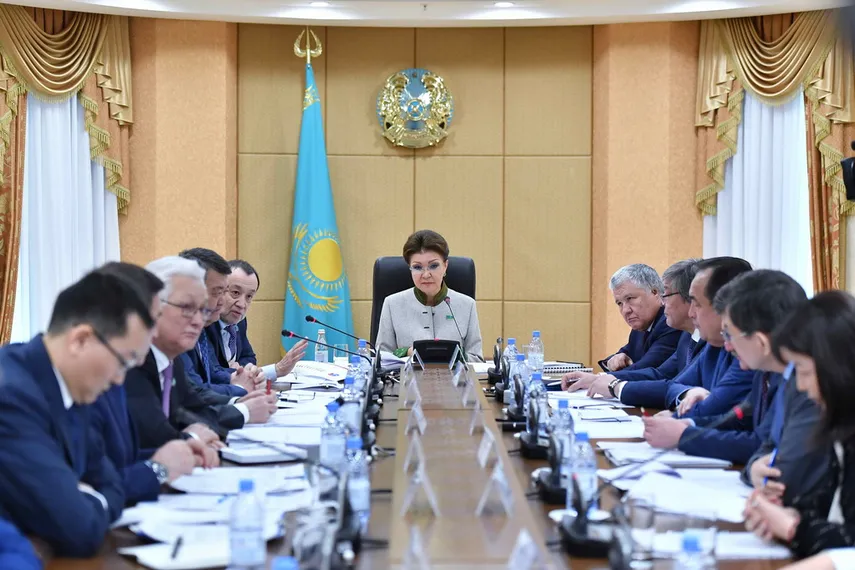 Капитал - Дарига Назарбаева: Нужно изучить вопрос ценообразований торговых центров