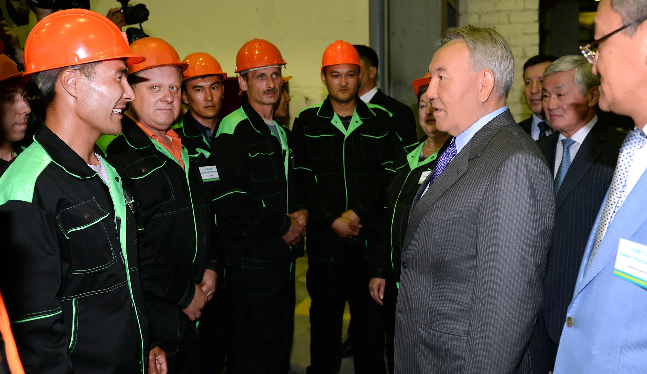 Назарбаев осмотрел заводы Усть-Каменогорска - Image Kapital.kz