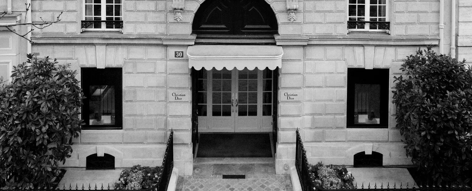 Первой же коллекцией Кристиан Диор громко заявил о себе - фото kapital.kz